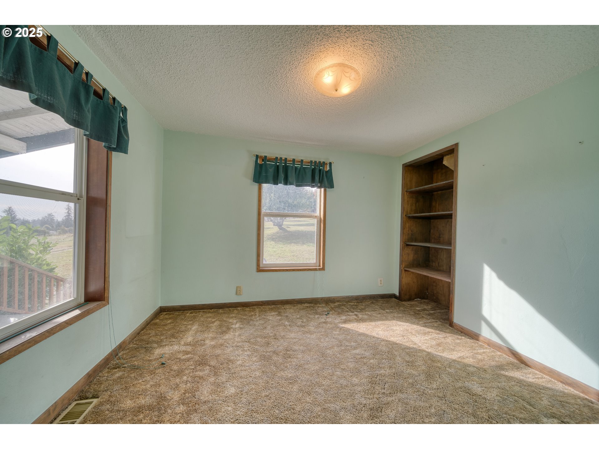 32650 Oester Road Warren, OR 97053 - Photo 9 of 47 Bedroom