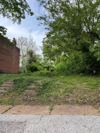 $10,000 | 6311 Page Avenue, Wellston, MO 63133