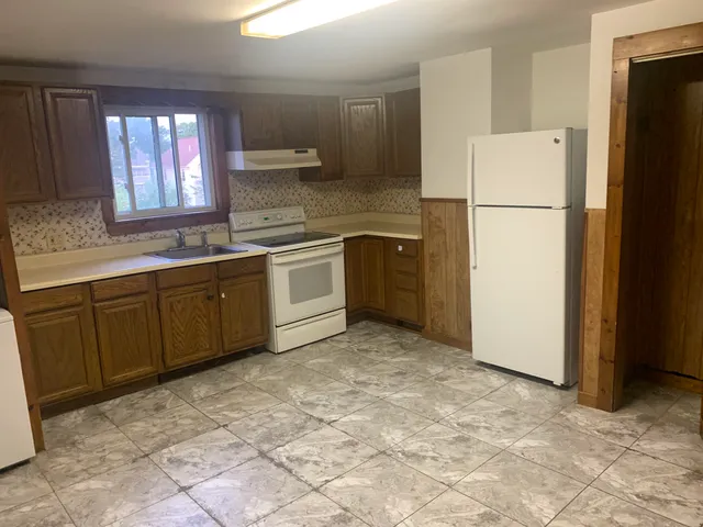 $1,995 | 22 Spring Street, Somersworth, NH 03878