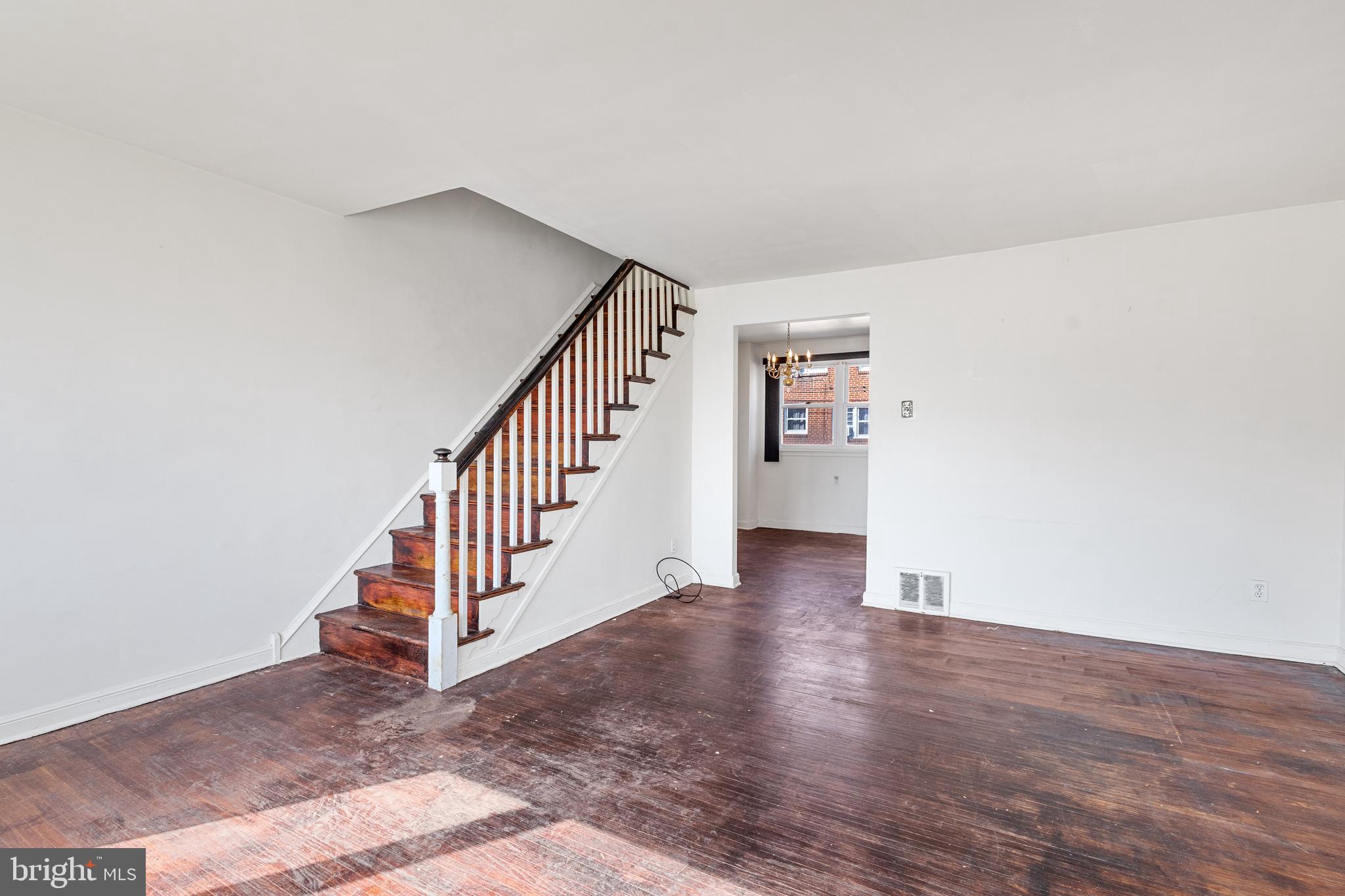 7112 Bustleton Avenue Philadelphia, PA 19149 - Photo 3 of 15