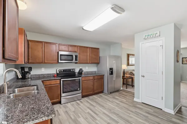 $246,500 | 131 Colonial Walk, Pickens, SC 29671