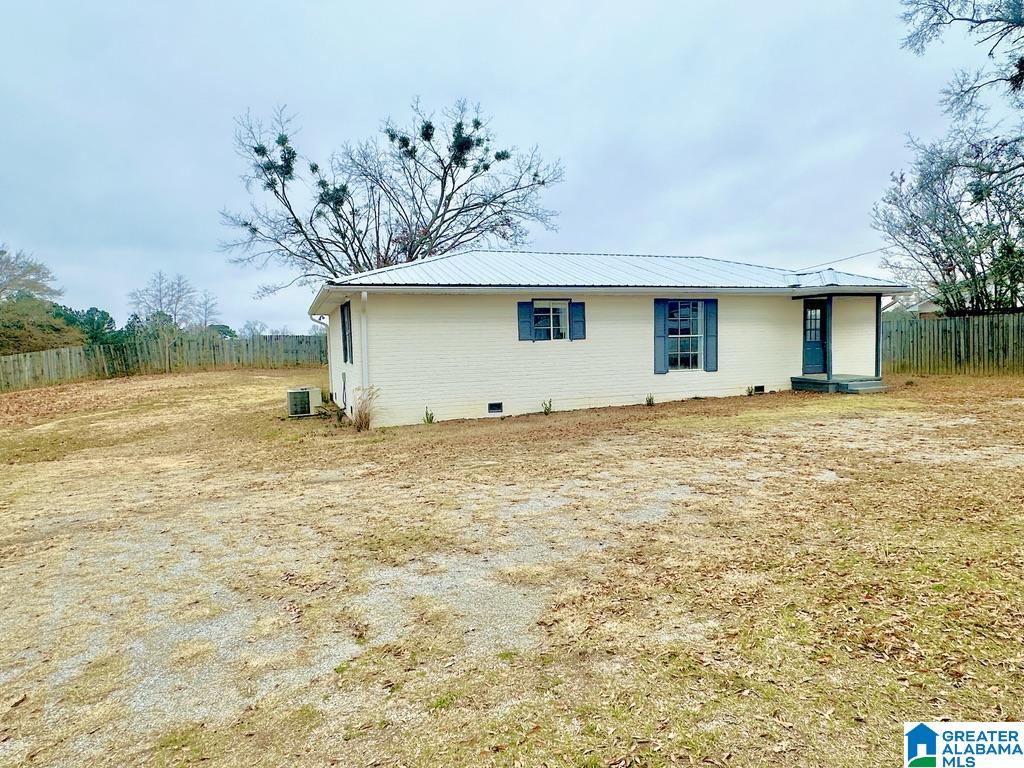 185 Robinson Street Jemison, AL 35085 - Photo 3 of 13
