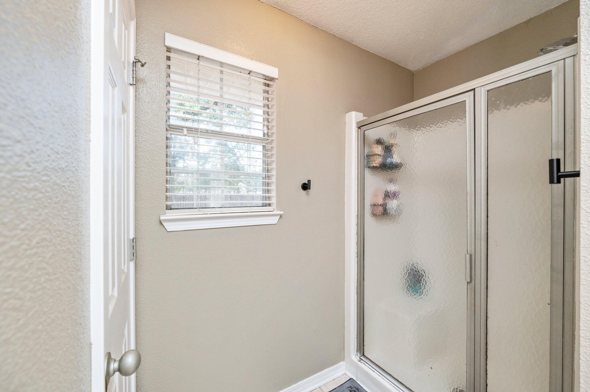 5938 Ridgeview Drive Milton, FL 32570 - Photo 34 of 58 Bathroom