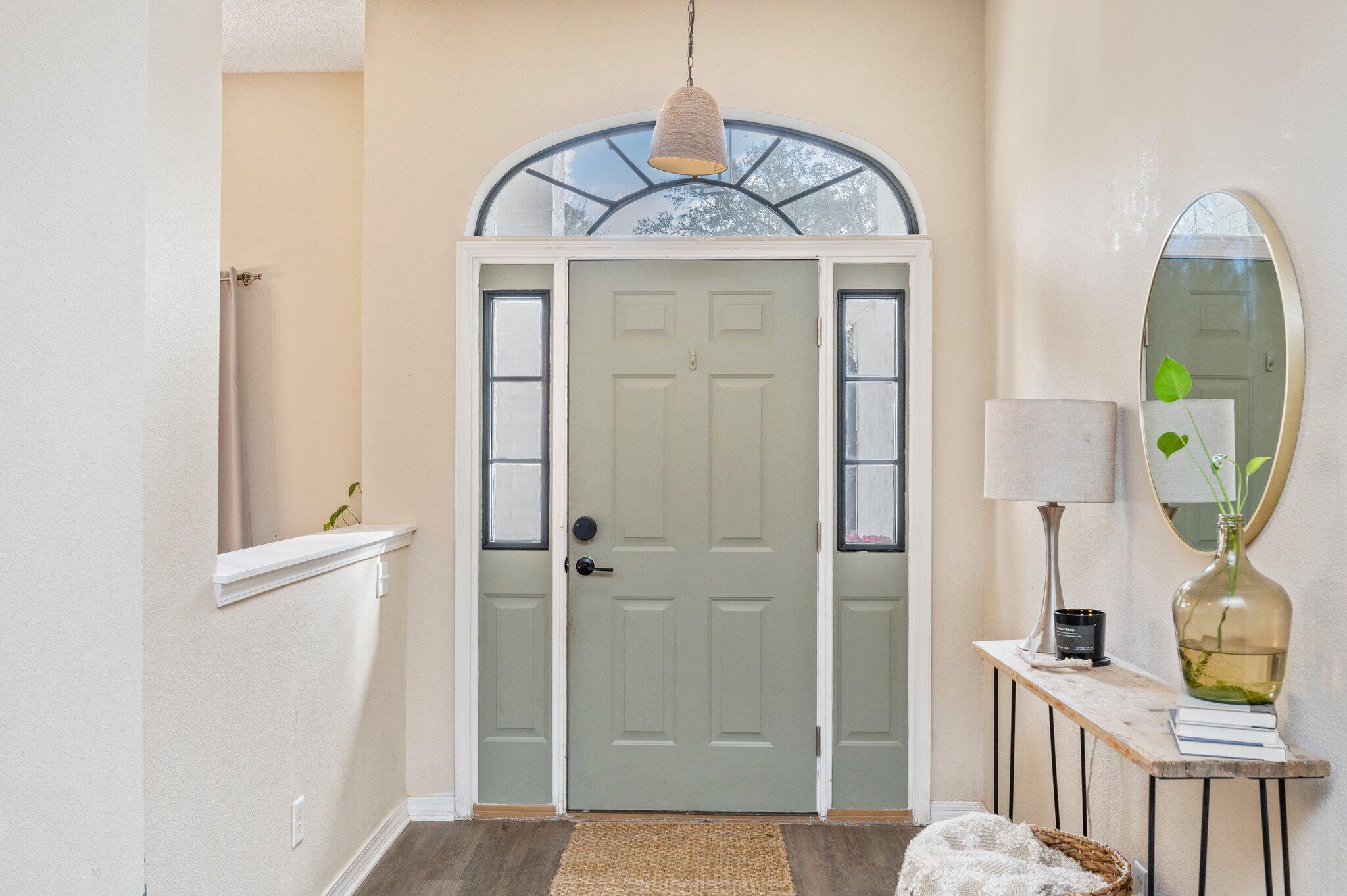 5938 Ridgeview Drive Milton, FL 32570 - Photo 8 of 58 Entryway