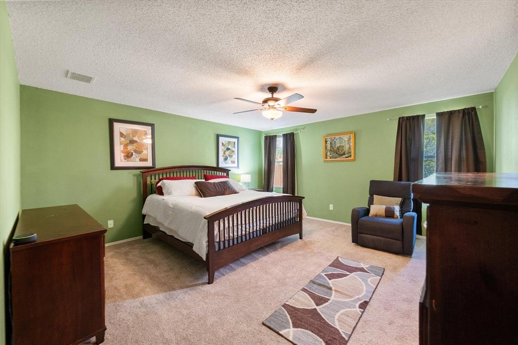 1105 Schenectady Road Arlington, TX 76017 - Photo 15 of 24