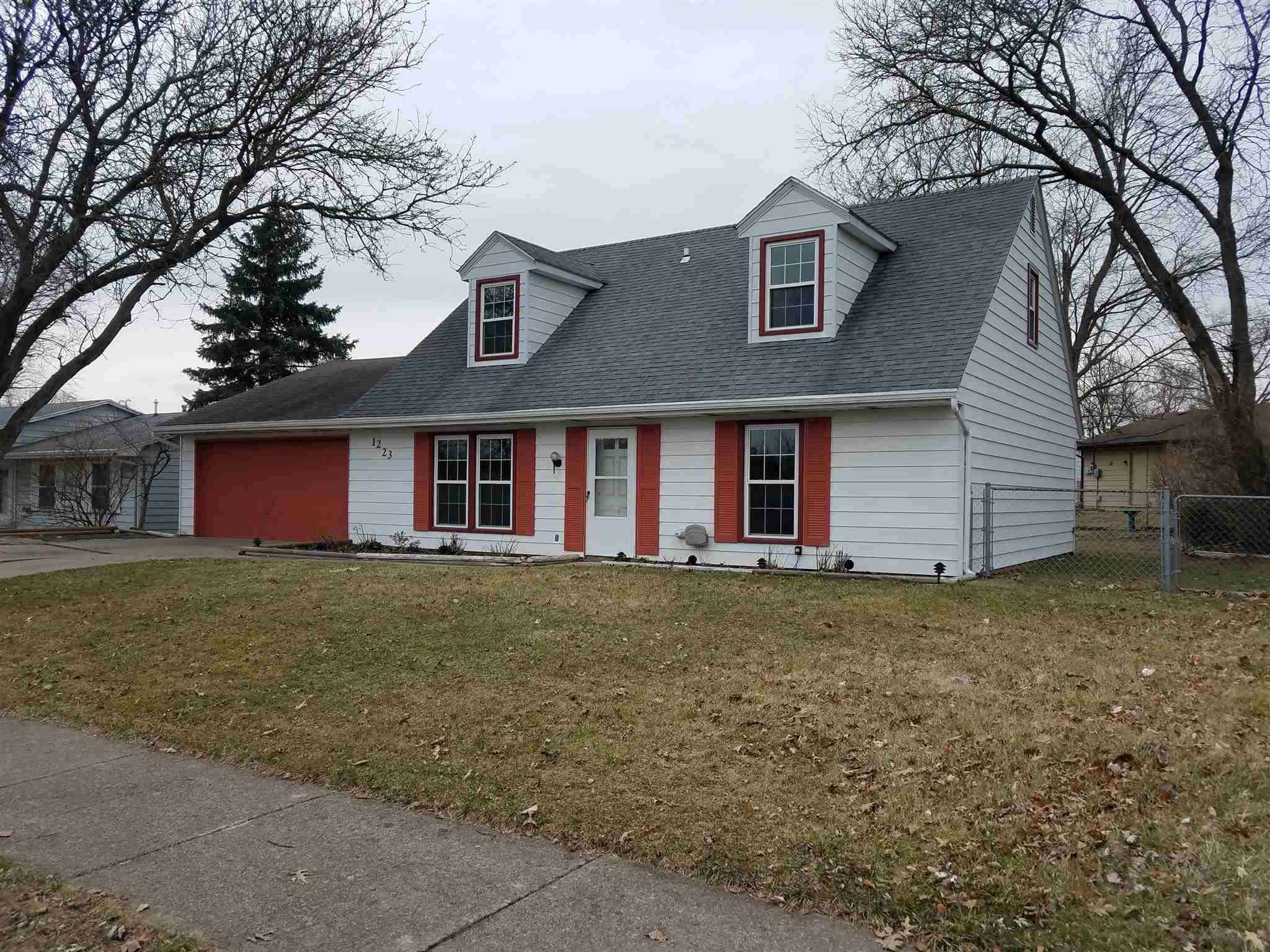 1223 Applewood Road Fort Wayne, IN 46825 - Photo 1 of 23 Gallery Image 1