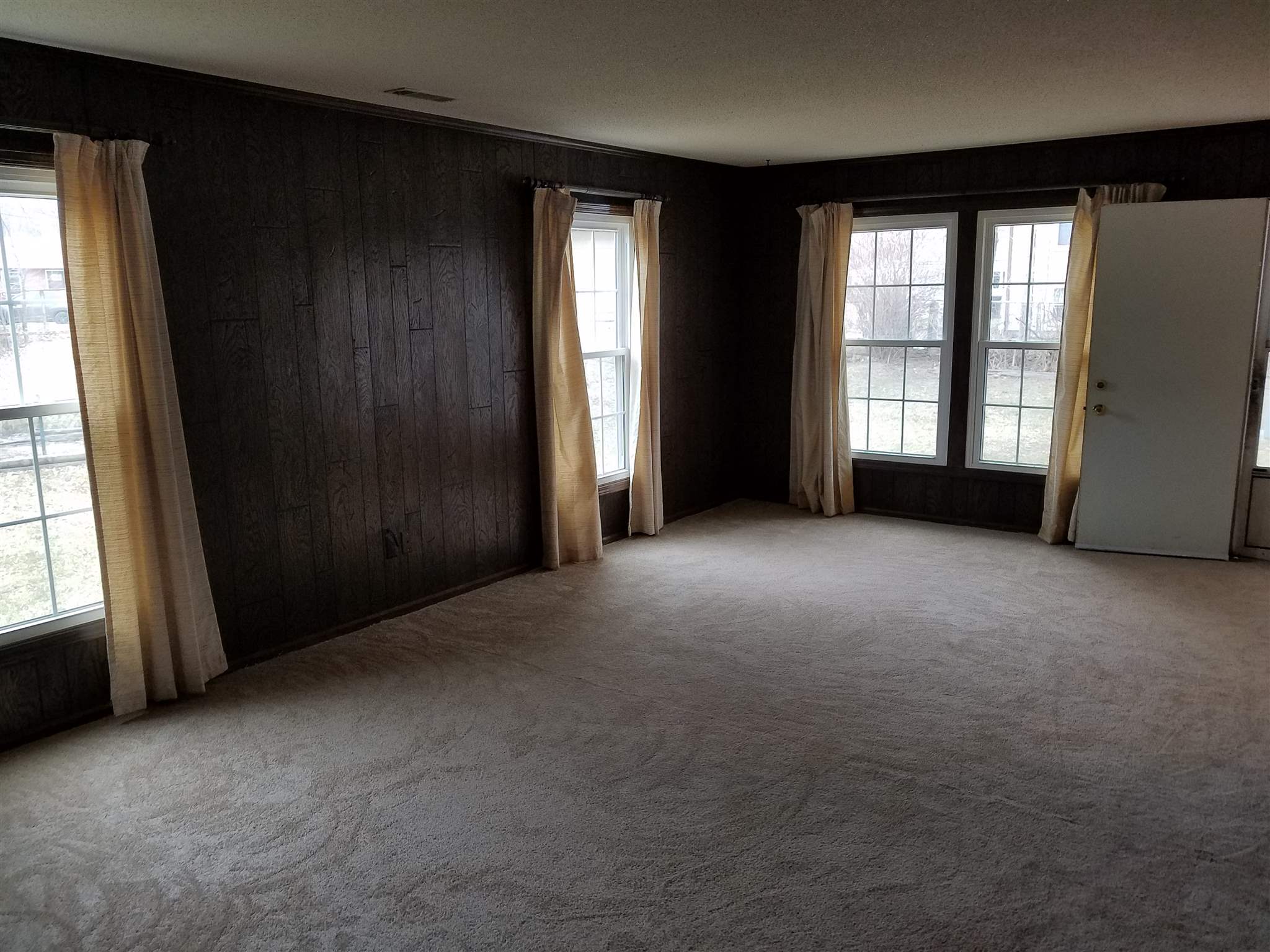 1223 Applewood Road Fort Wayne, IN 46825 - Photo 14 of 23 Gallery Image 14