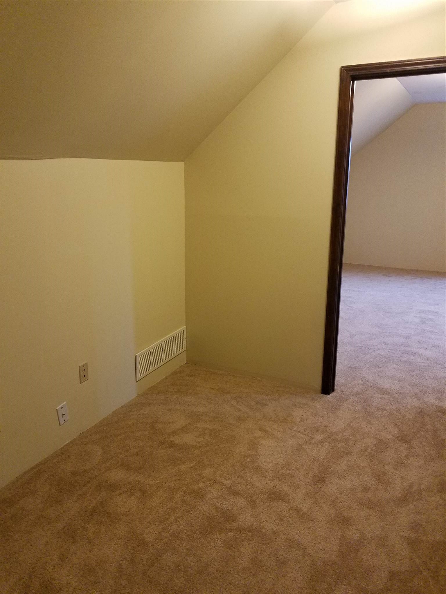 1223 Applewood Road Fort Wayne, IN 46825 - Photo 22 of 23 Gallery Image 22