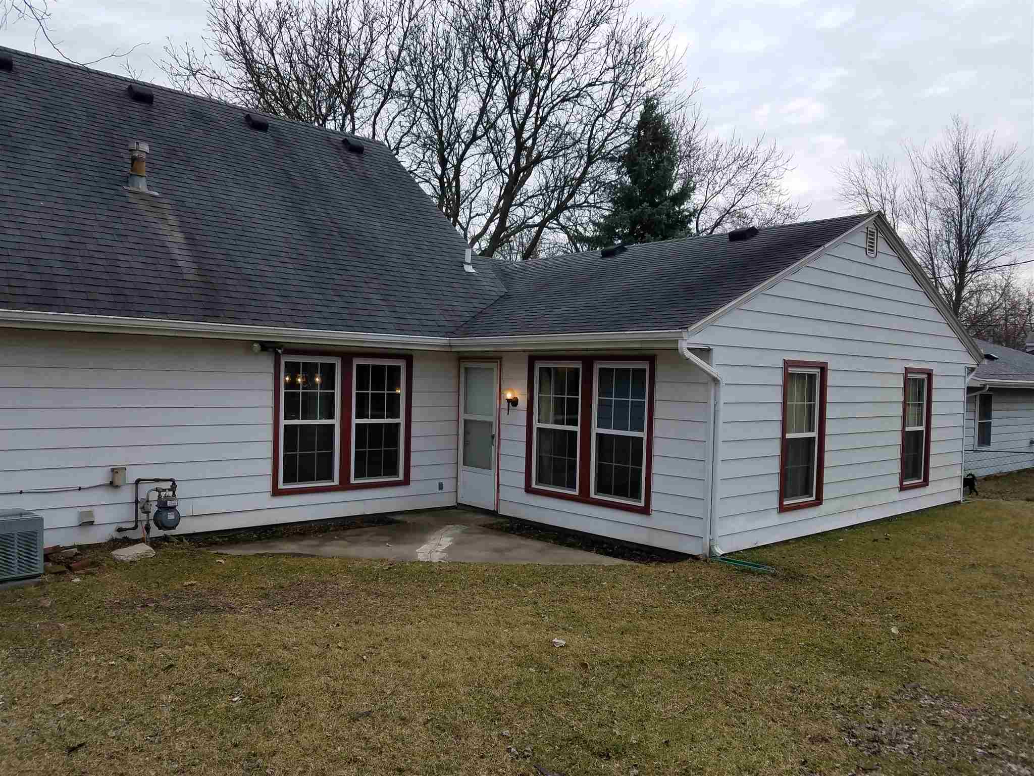 1223 Applewood Road Fort Wayne, IN 46825 - Photo 6 of 23 Gallery Image 6