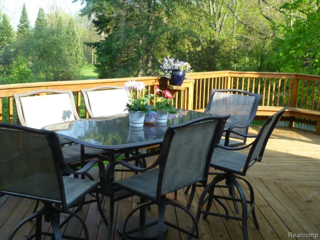 4122 Rohr Road Lake Orion, MI 48359 - Photo 24 of 29 18.jpg