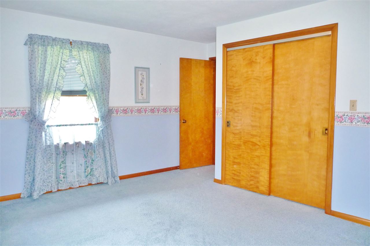 1611 Halsted Road Rockford, IL 61103 - Photo 12 of 25 Gallery Image 12