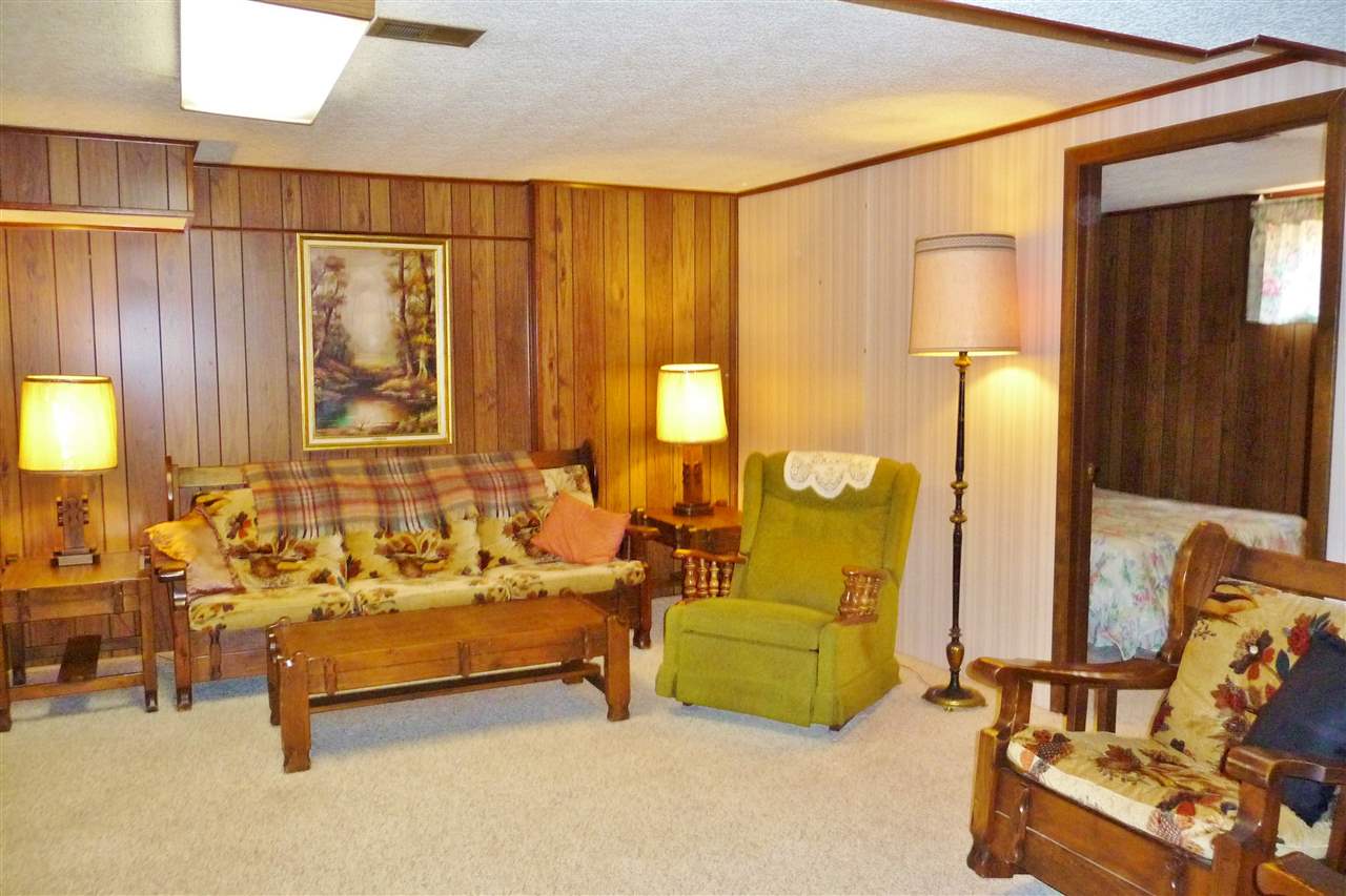1611 Halsted Road Rockford, IL 61103 - Photo 16 of 25 Gallery Image 16