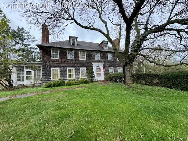 $550,000 | 1840 Crestline Street, Rochester, MI 48307