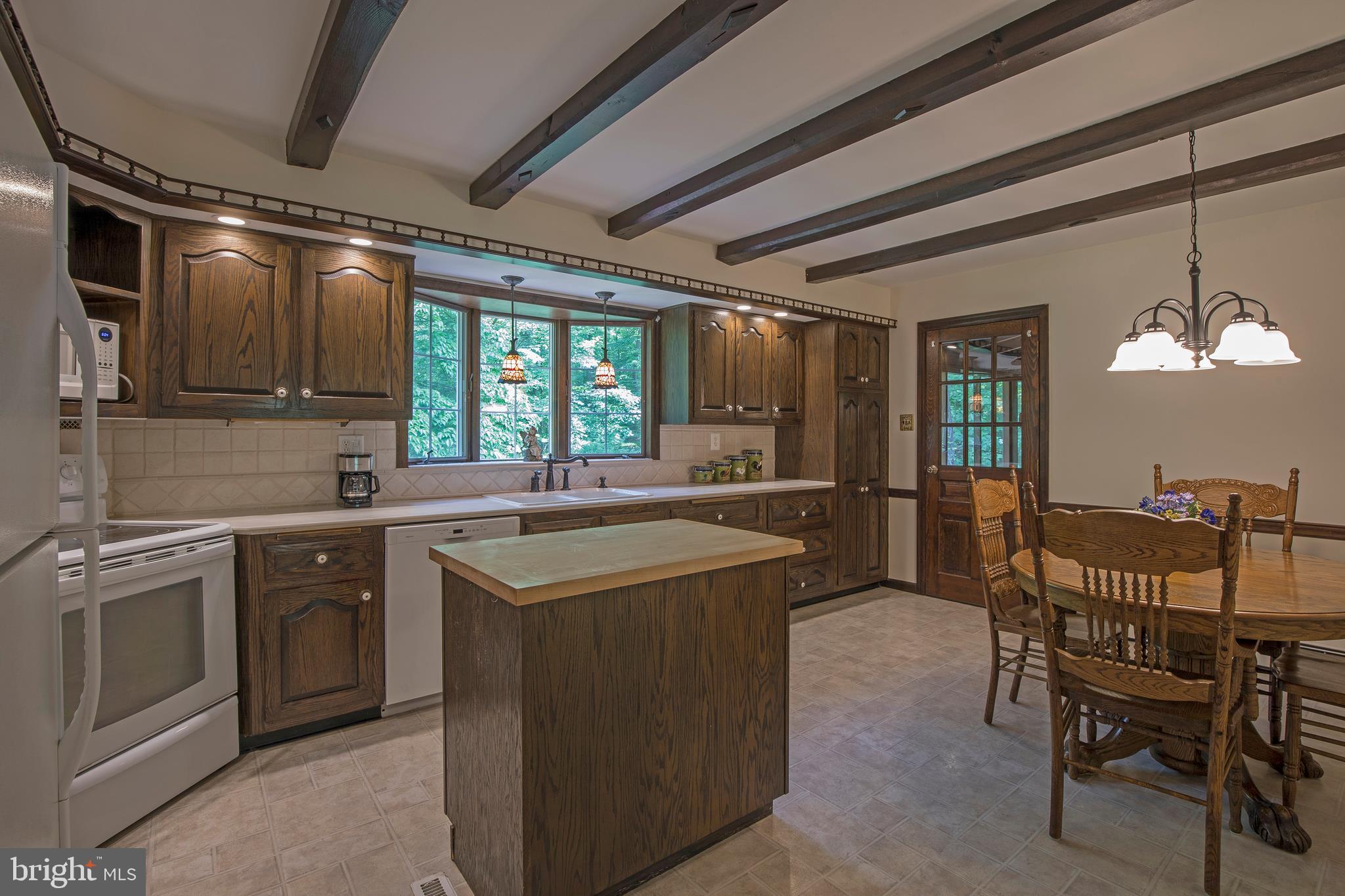 3039 Yorkshire Road Doylestown, PA 18902 - Photo 18 of 41