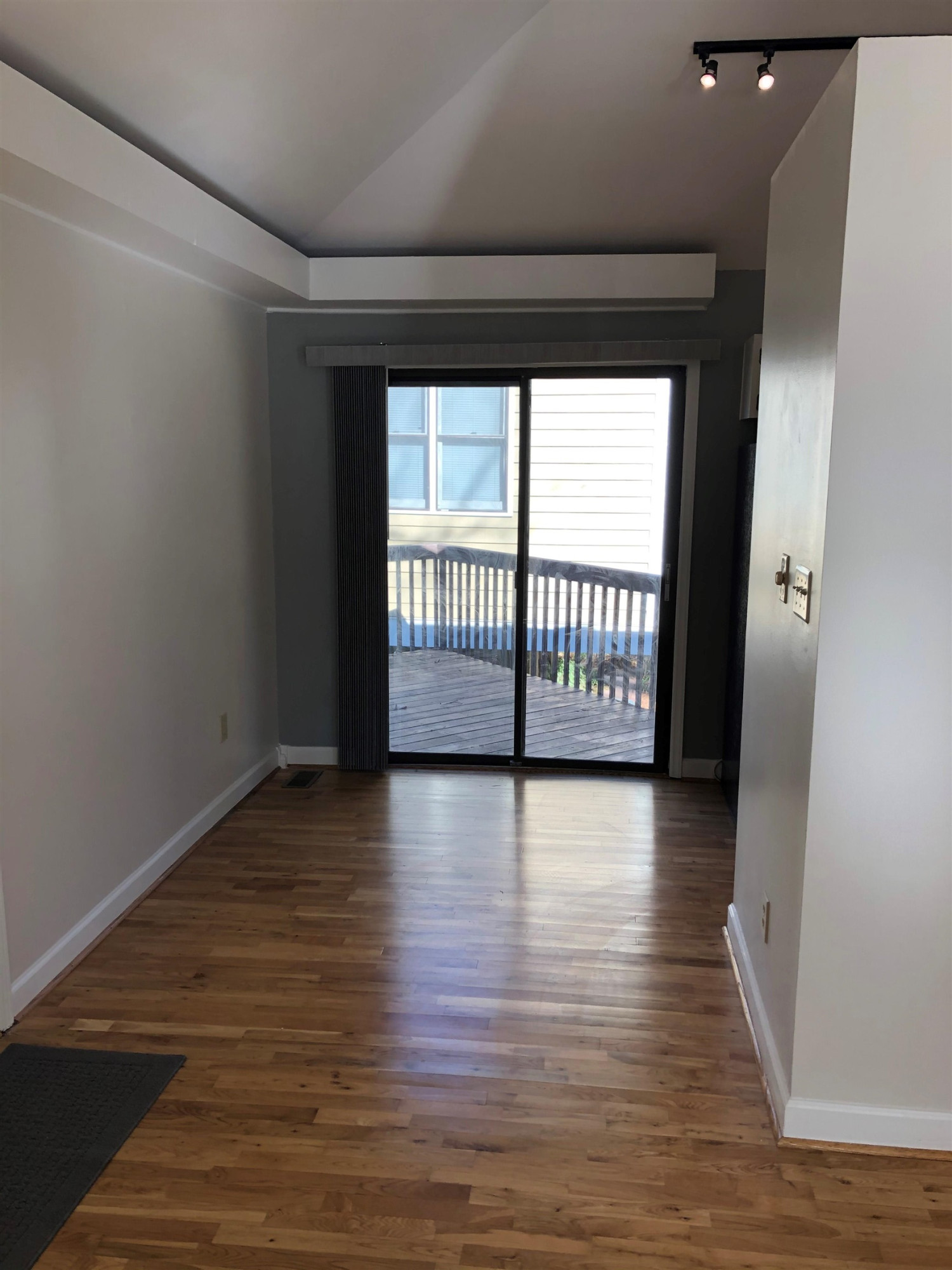 3602 Mill Run Raleigh, NC 27612 - Photo 4 of 10 Photo 4