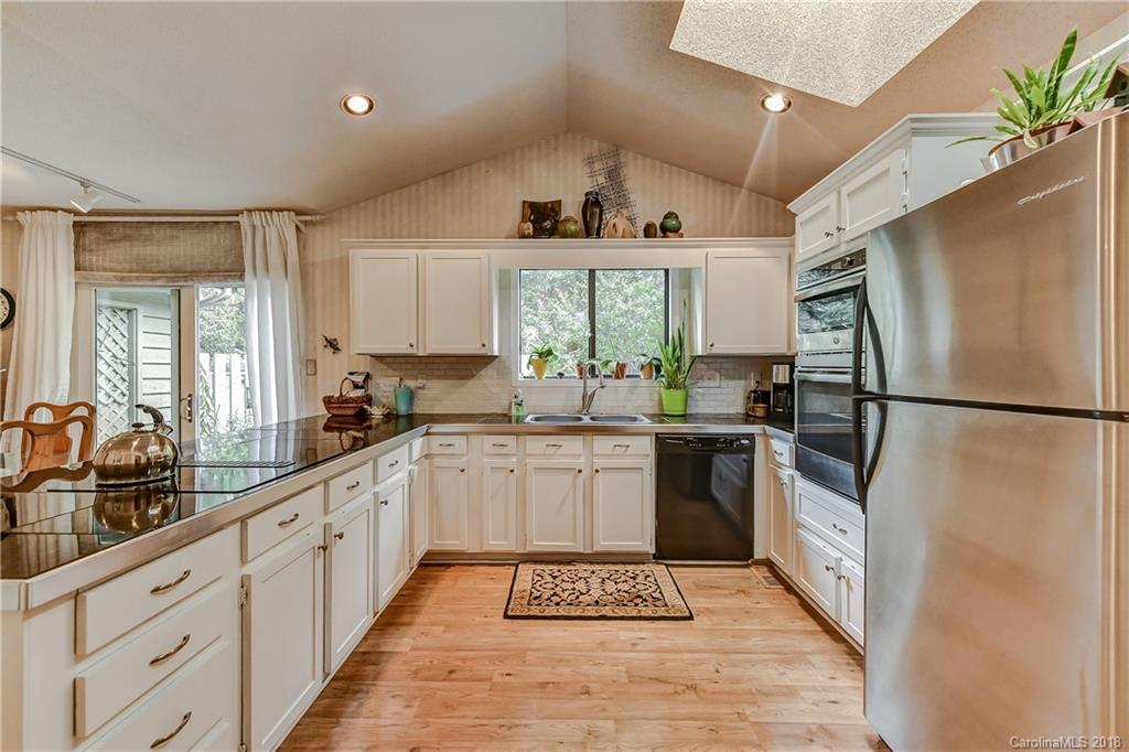 8101 Rising Meadow Road, Unit 228 Charlotte, NC 28277 - Photo 12 of 35