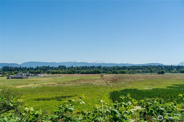 $475,000 | 19605 Smokey Point Boulevard, Arlington, WA 98223