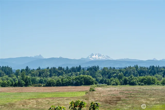 $475,000 | 19605 Smokey Point Boulevard, Arlington, WA 98223