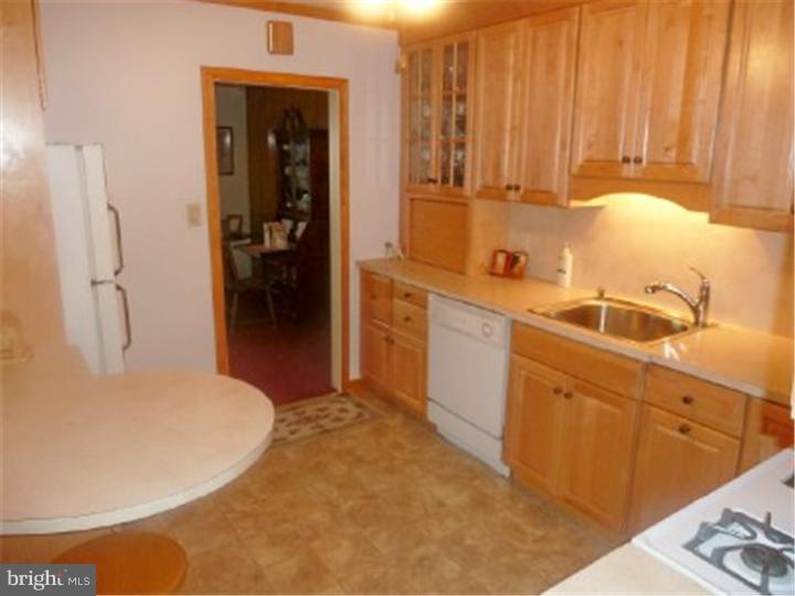210 North Brownleaf Road Newark, DE 19713 - Photo 5 of 18
