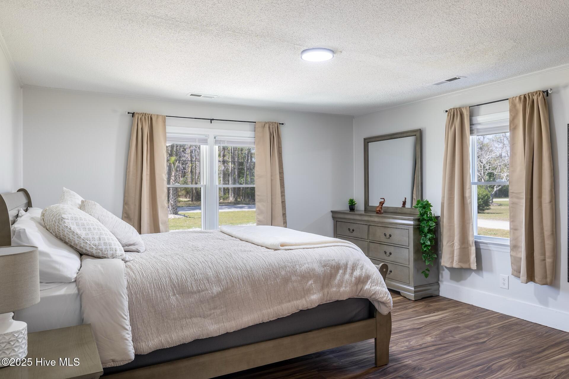 588 Nine Foot Road Newport, NC 28570 - Photo 19 of 39 Bedroom 3