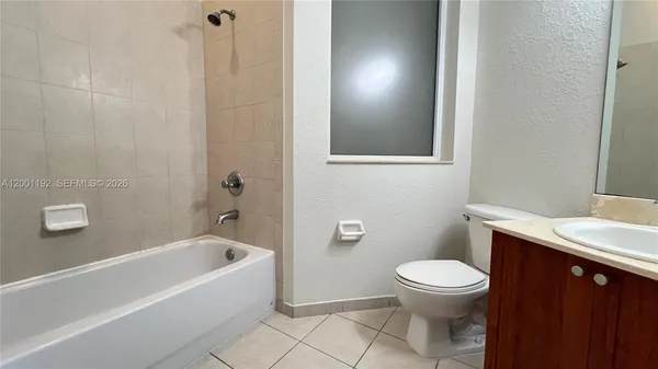 $2,750 | 10885 Northwest 89th Terrace, Unit 221, Doral, FL 33178