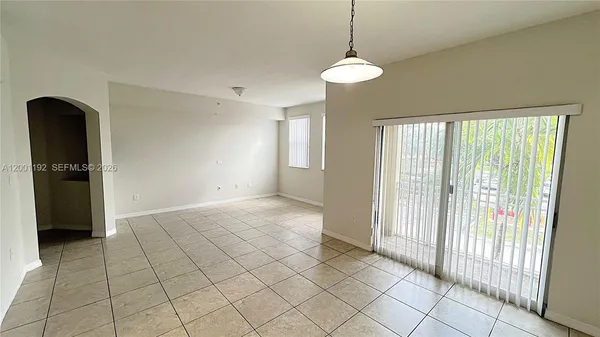 $2,750 | 10885 Northwest 89th Terrace, Unit 221, Doral, FL 33178