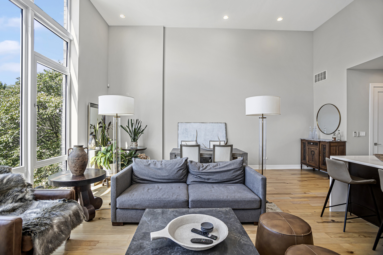 Undisclosed Address Chicago, IL 60647 - Photo 5 of 25