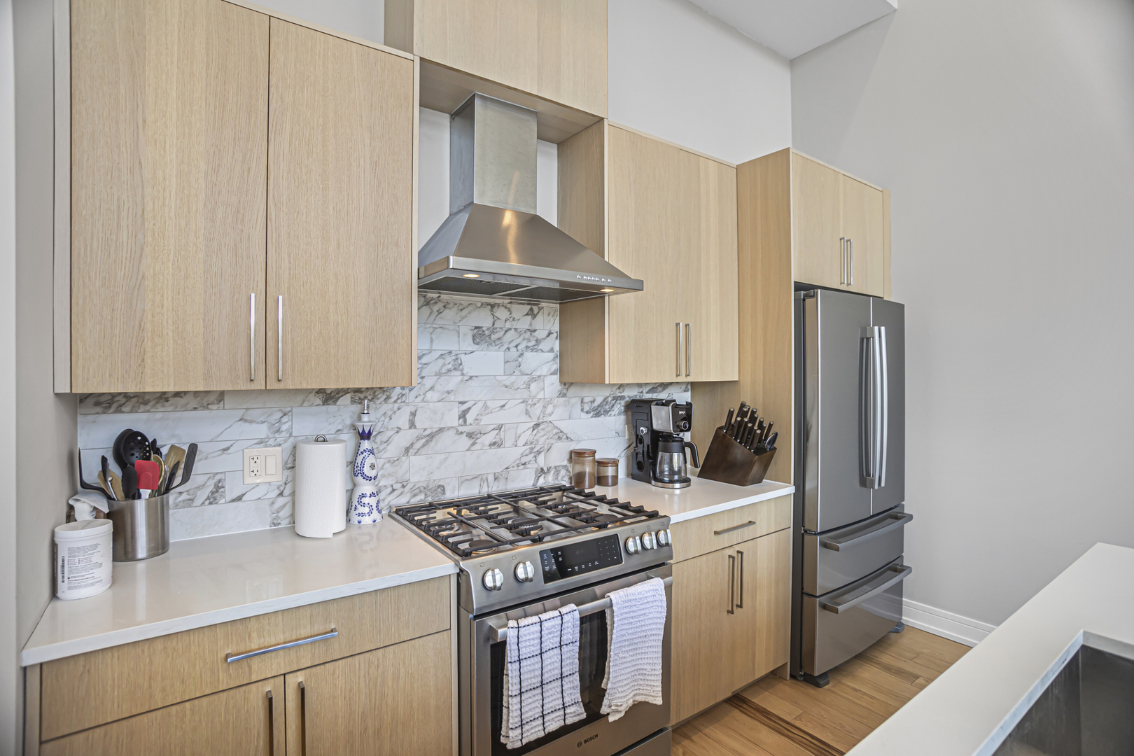 Undisclosed Address Chicago, IL 60647 - Photo 7 of 25