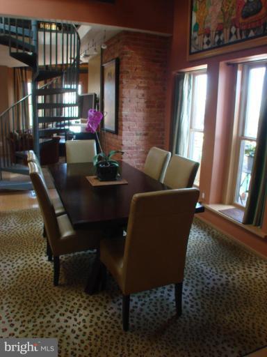 1800 Belmont Road Northwest, Unit 3R Washington, DC 20009 - Photo 6 of 13 Dining Room