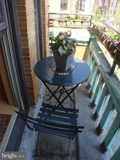 1800 Belmont Road Northwest, Unit 3R Washington, DC 20009 - Photo 7 of 13 Unique #1
