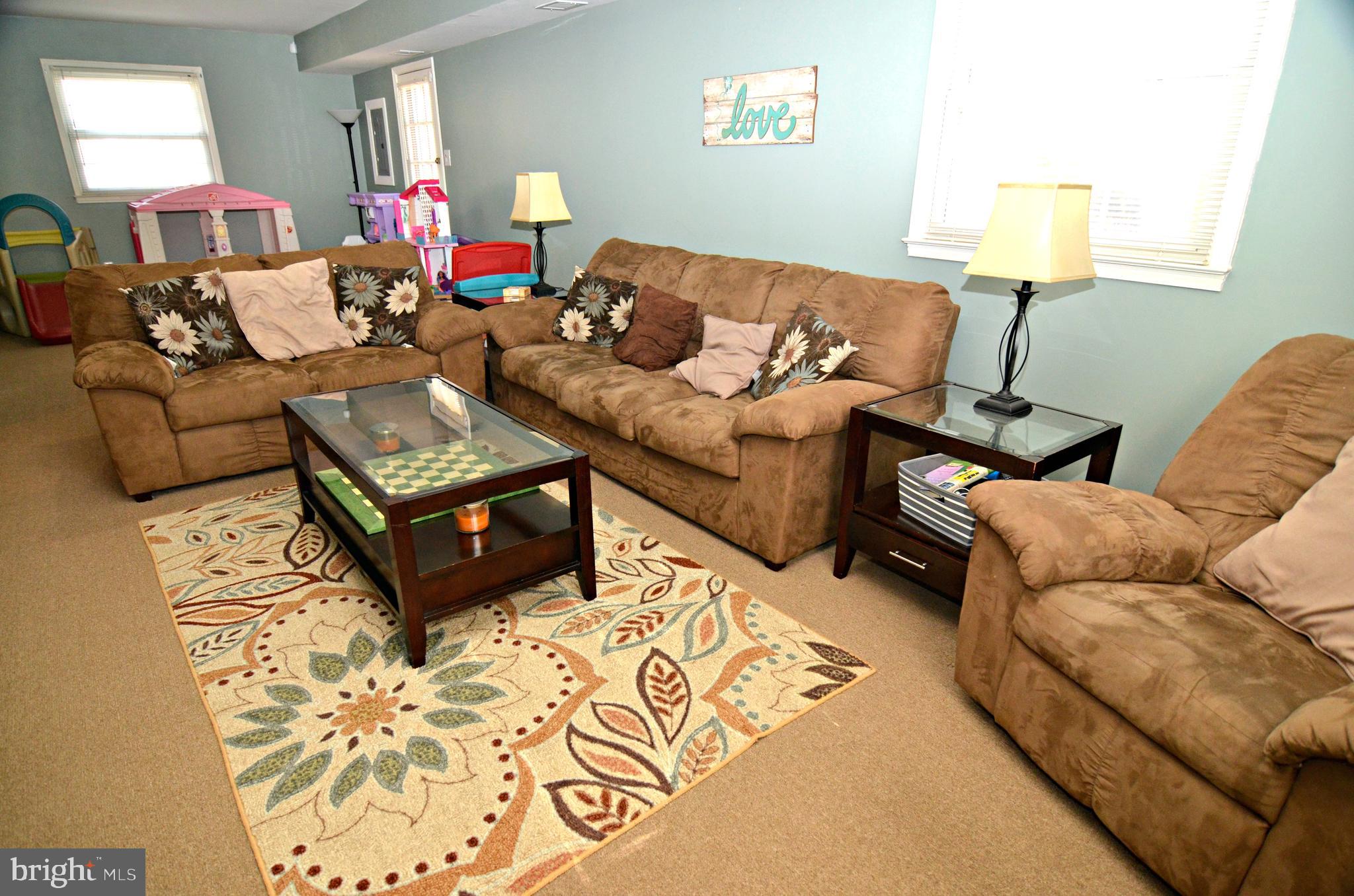 11913 Orvis Way Laurel, MD 20708 - Photo 17 of 46 Gallery Image 17