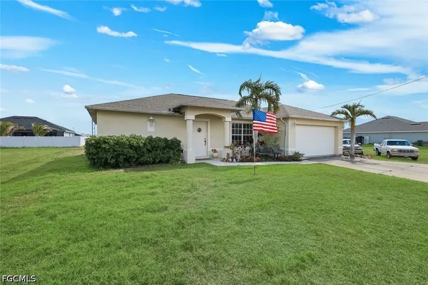 $263,000 | 1020 Diplomat Parkway West, Cape Coral, FL 33993