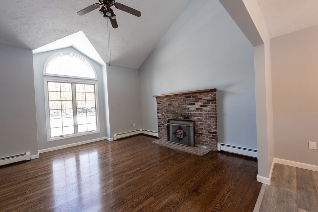 57 Conlin Road Oxford, MA 01540 - Photo 6 of 21 Gallery Image 6
