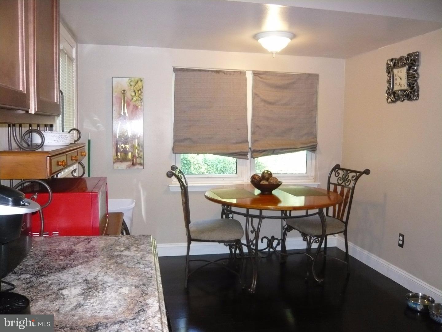 37 Edinburgh Road Blackwood, NJ 08012 - Photo 8 of 25 Gallery Image 8
