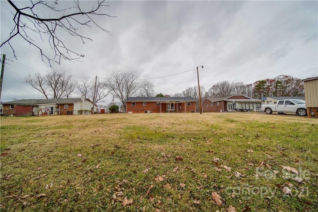 1400 Mayberry Road Dallas, NC 28034 - Photo 33 of 42 Gallery Image 33