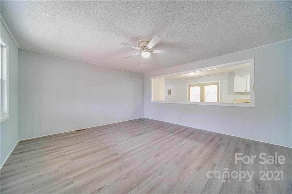 1400 Mayberry Road Dallas, NC 28034 - Photo 5 of 42 Gallery Image 5