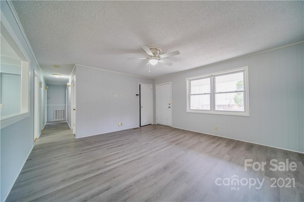 1400 Mayberry Road Dallas, NC 28034 - Photo 8 of 42 Gallery Image 8
