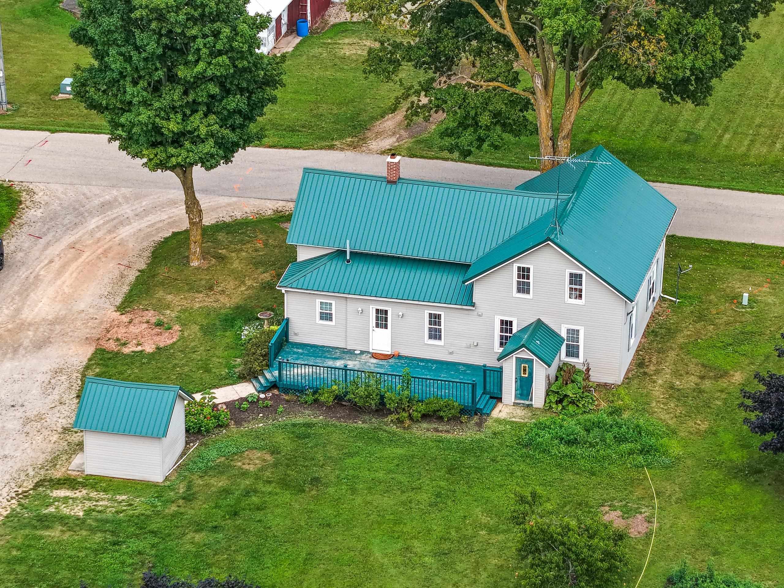 N5951 Division Road Cecil, WI 54111 - Photo 48 of 90 Gallery Image 48