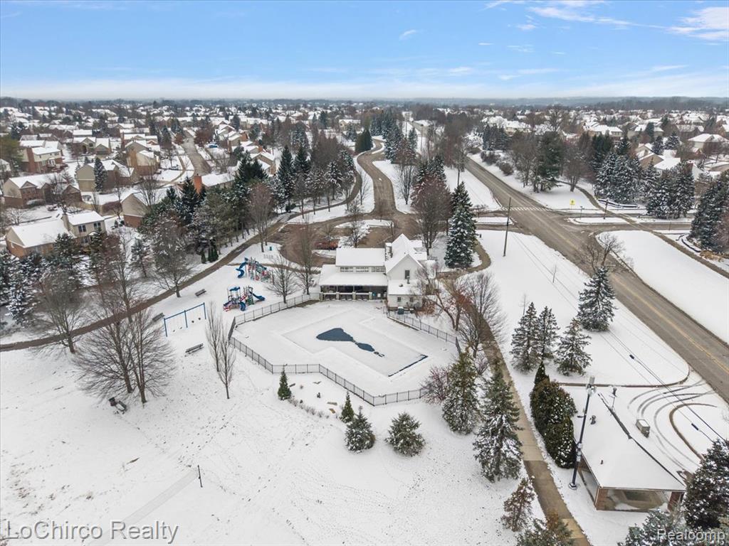 1908 Beaver Creek Drive Rochester, MI 48307 - Photo 67 of 69 Gallery Image 67