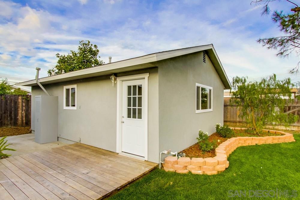 8745 Rhodes Court Santee, CA 92071 - Photo 13 of 17