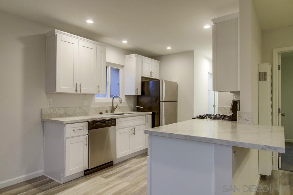 8745 Rhodes Court Santee, CA 92071 - Photo 14 of 17