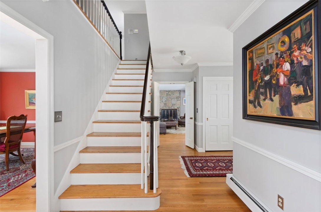 1 Pierce Court Barrington, RI 02806 - Photo 5 of 44