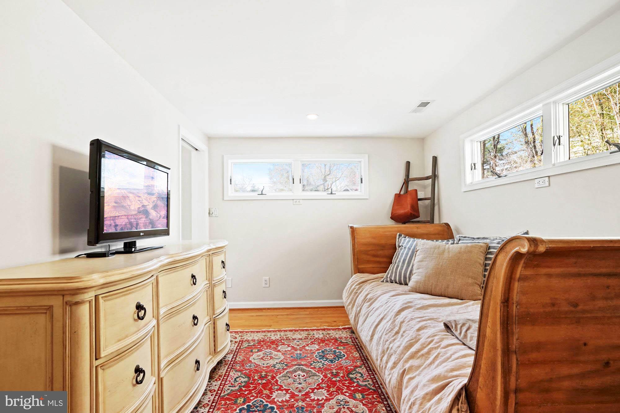 14 Decatur Avenue Annapolis, MD 21403 - Photo 16 of 64 2 of 2 combine for perfect au pair or guest suite