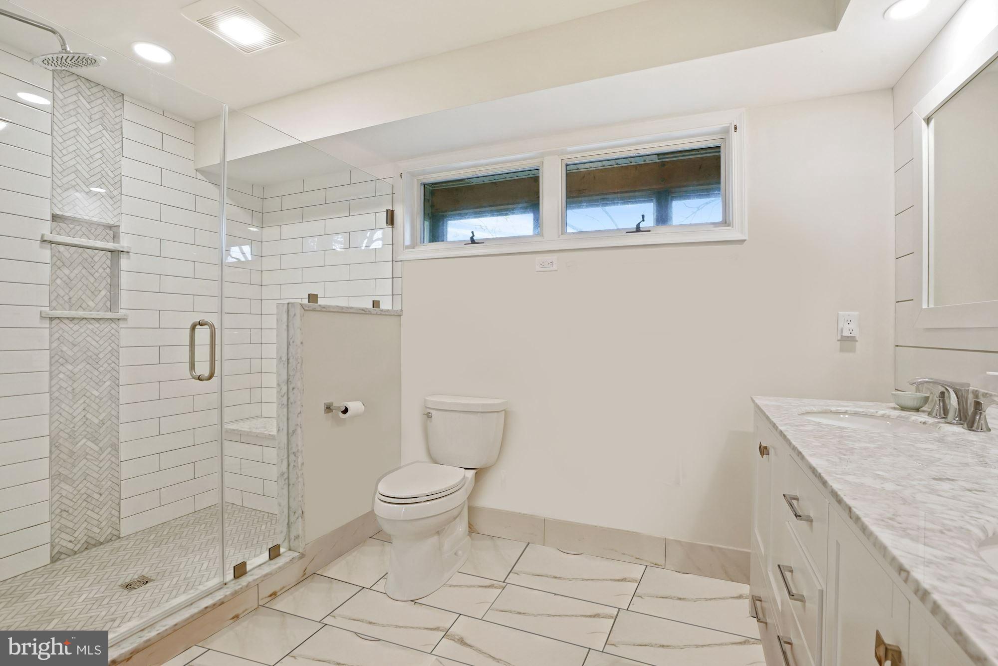 14 Decatur Avenue Annapolis, MD 21403 - Photo 22 of 64 Fully renovated and spacious primary bath