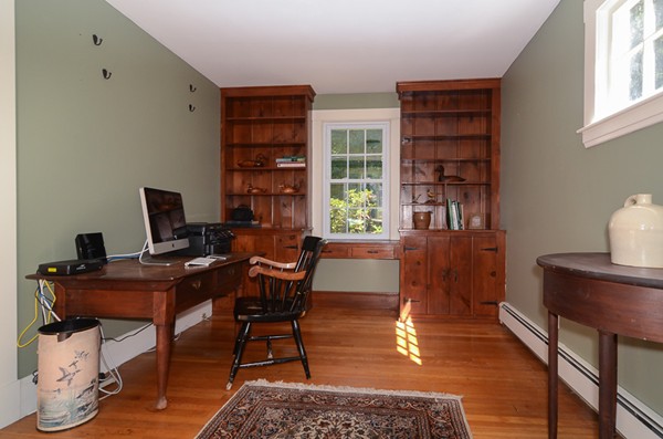 62 Windsor Road Westwood, MA 02090 - Photo 5 of 21 Gallery Image 5