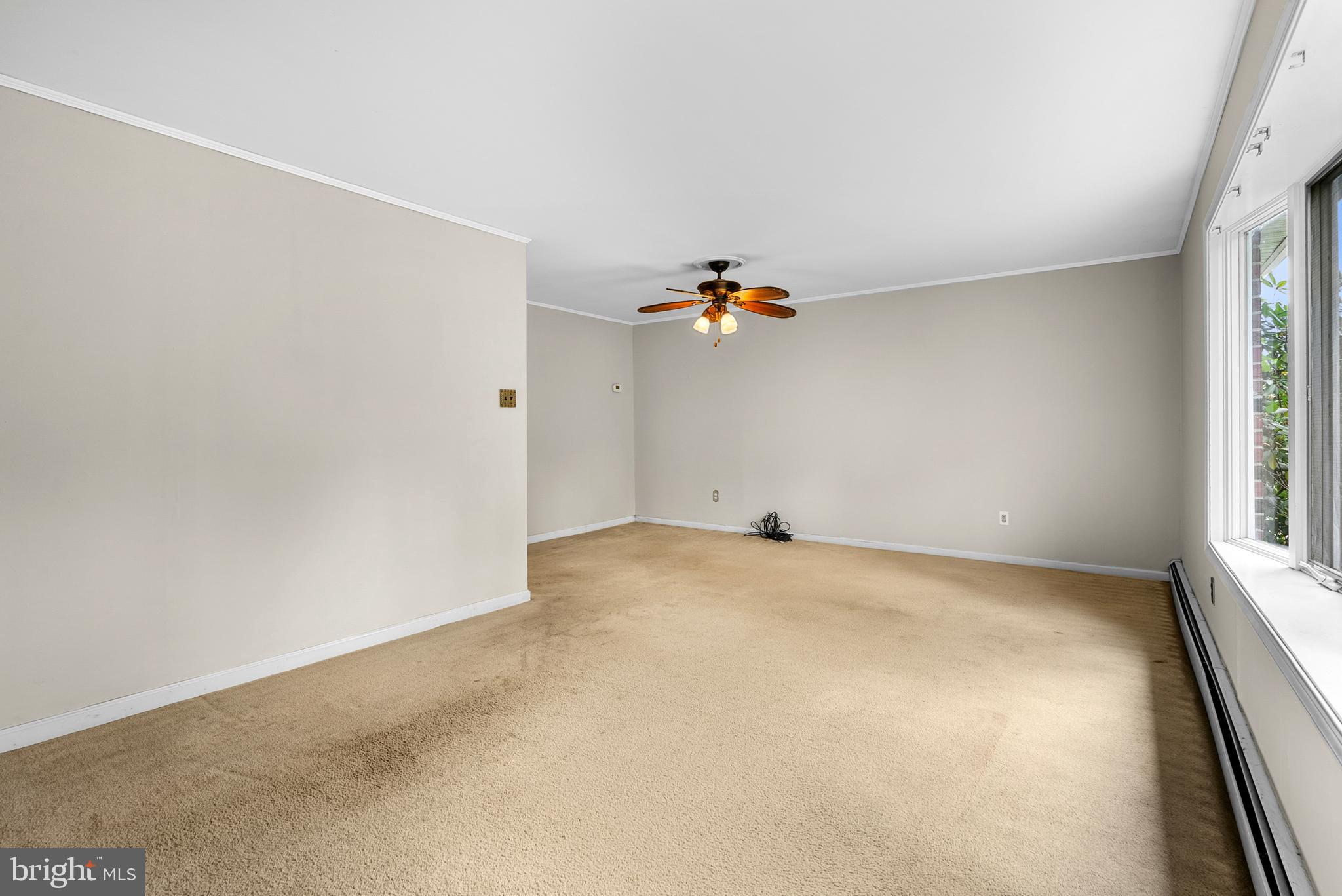 2235 South County Line Road Telford, PA 18969 - Photo 35 of 63 In-law Living Room