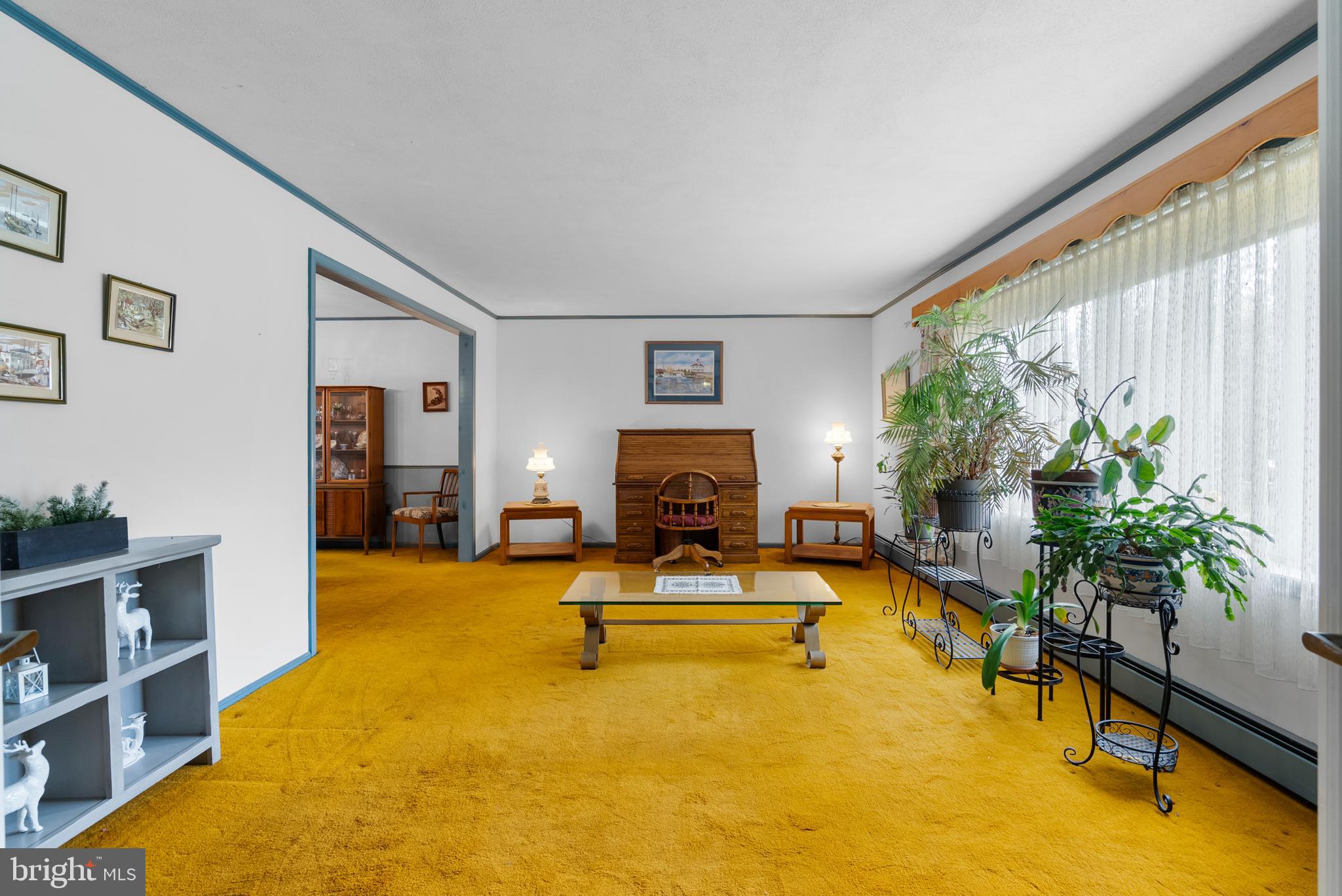 2235 South County Line Road Telford, PA 18969 - Photo 5 of 63 a living room with furniture pool table and a large window