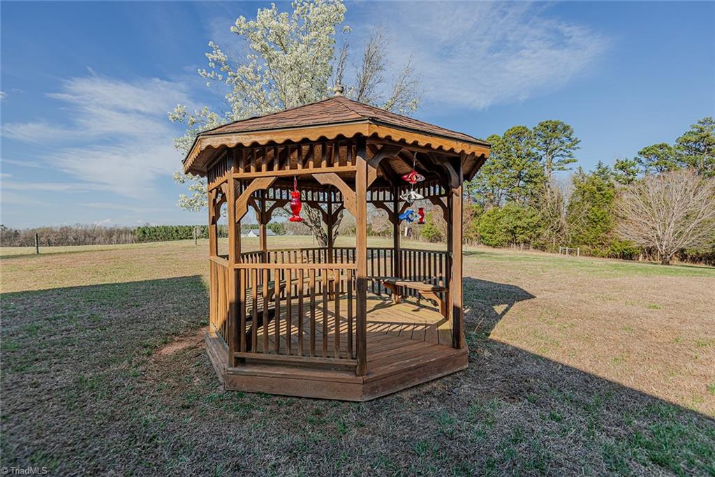 3759 Walters Mill Road Providence, NC 27315 - Photo 4 of 50