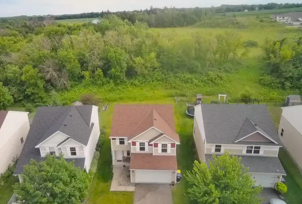 $369,000 | 527 Summit Lane, Dundas, MN 55019