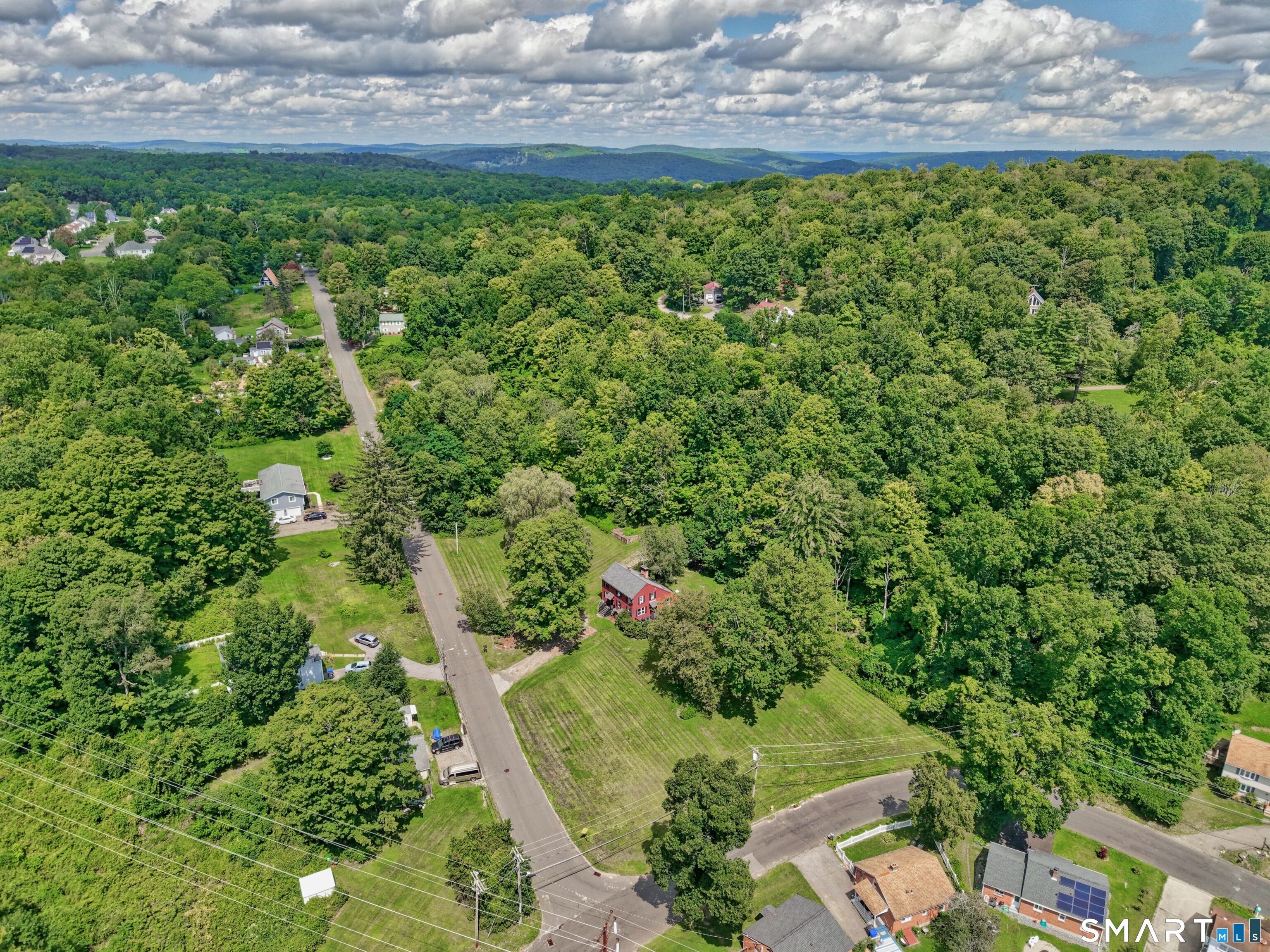 134 Hassig Road Torrington, CT 06790 - Photo 3 of 38 Gallery Image 3
